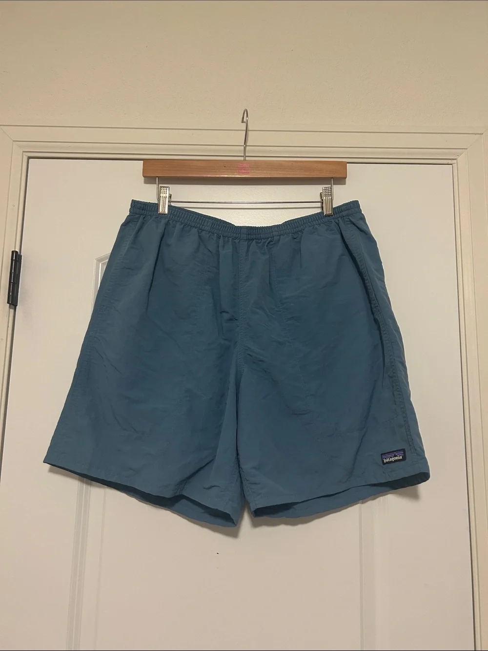 Patagonia Blue Men's Athletic Lined Baggy 6” Shorts Size Large
